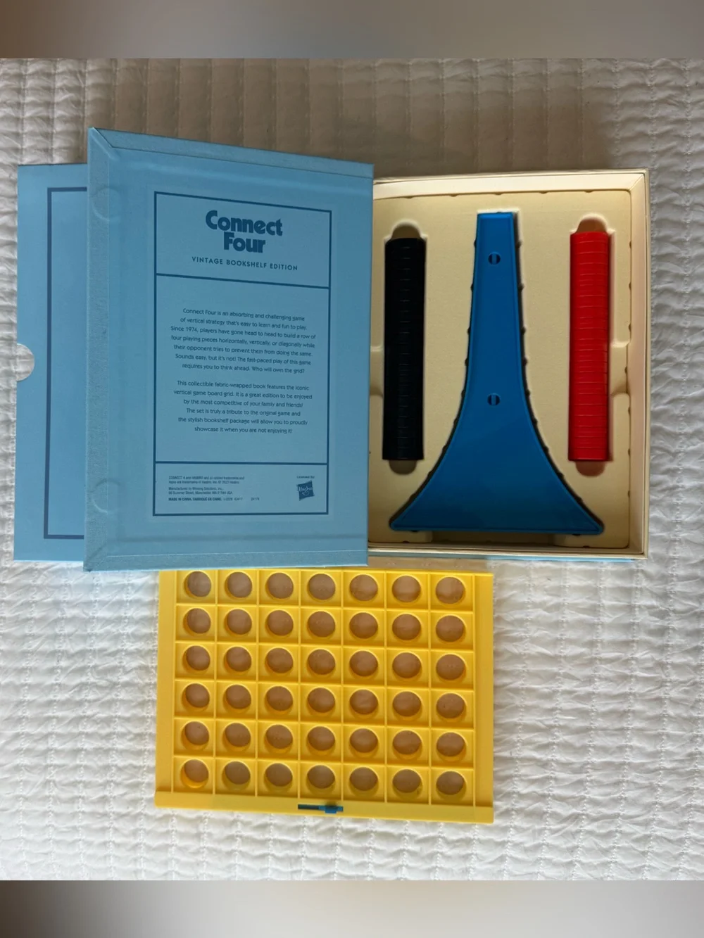 Connect 4 Vintage Bookshelf Edition Board Game New Never Used